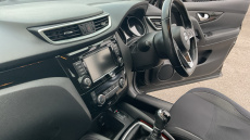 Nissan Qashqai 1.3 DiG-T Acenta Premium 5dr Petrol Hatchback